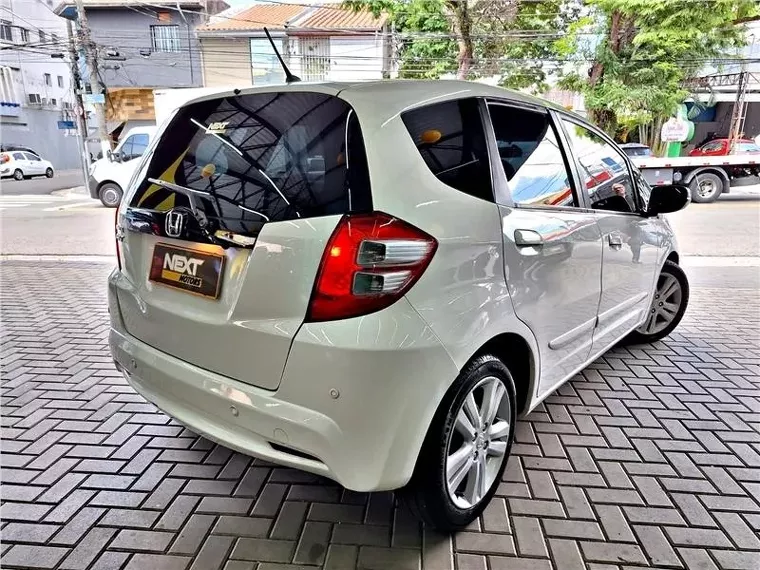 Honda FIT Branco 15