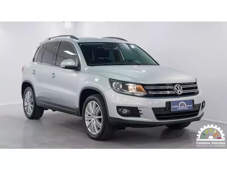 Volkswagen Tiguan Prata 3