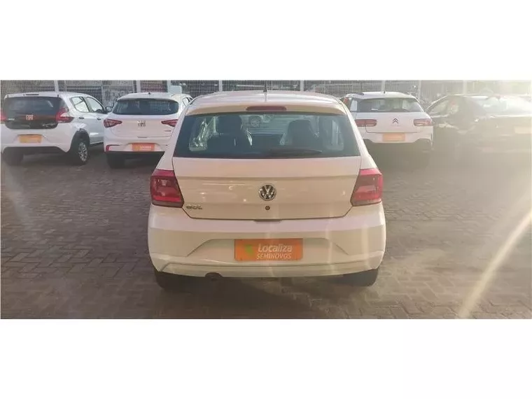 Volkswagen Gol Branco 2