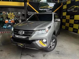 Toyota Hilux SW4