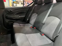 Nissan Versa
