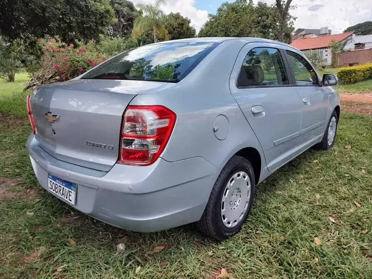 Chevrolet Cobalt Prata 8