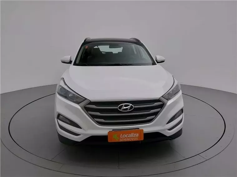 Hyundai Tucson Branco 3