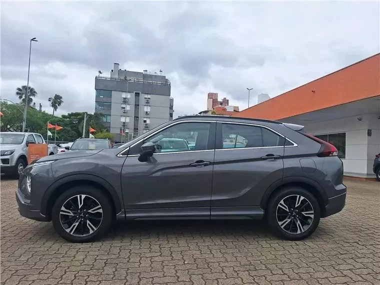 Mitsubishi Eclipse Cross Cinza 1