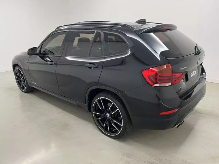 BMW X1 Preto 2