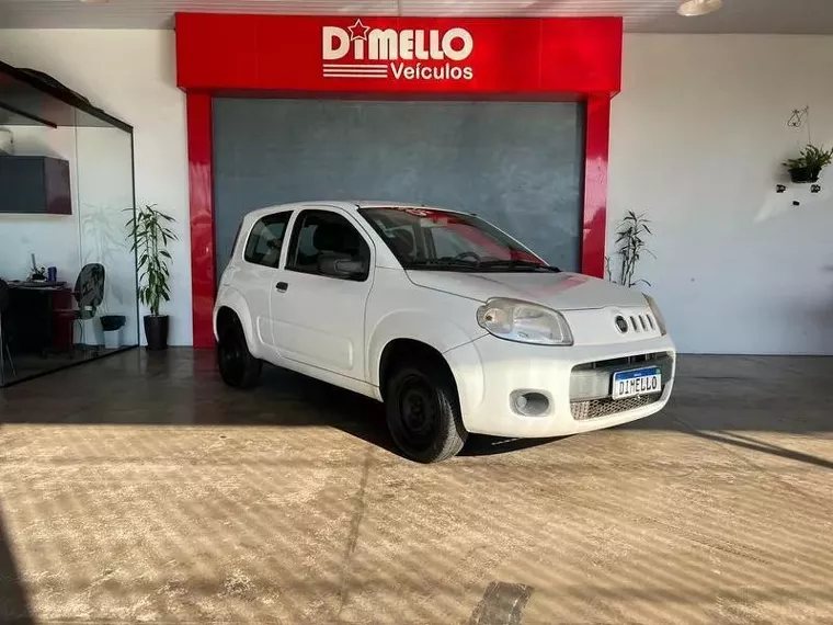 Fiat Uno Branco 1