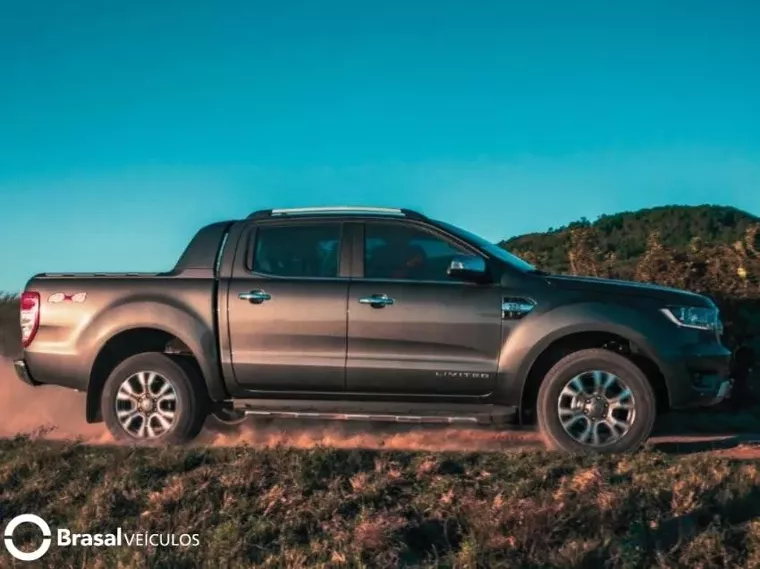 Ford Ranger Preto 1