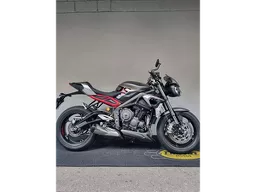 Street Triple