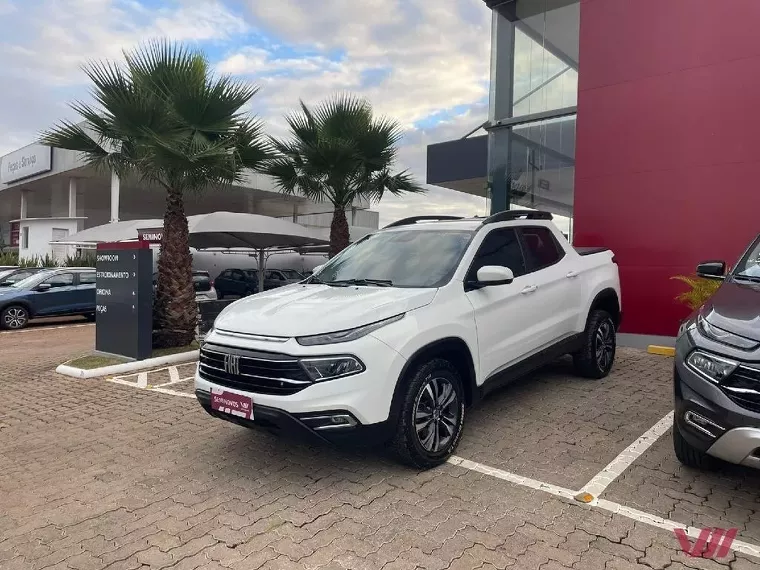 Fiat Toro Branco 1