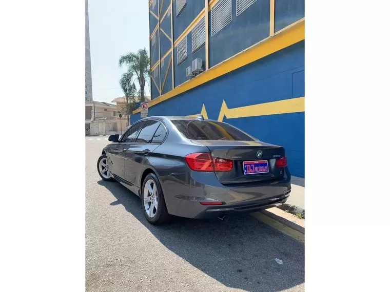 BMW 320i Cinza 7