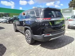 Jeep Commander