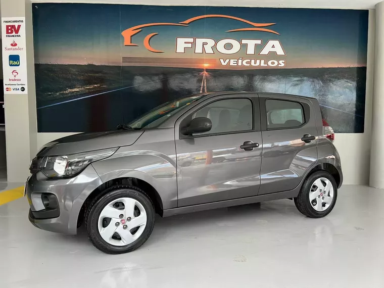 Fiat Mobi Cinza 2