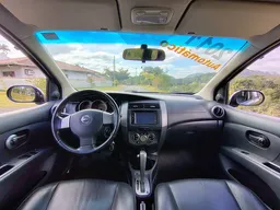 Nissan Grand Livina