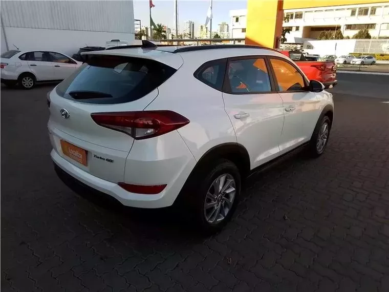 Hyundai Tucson Branco 12