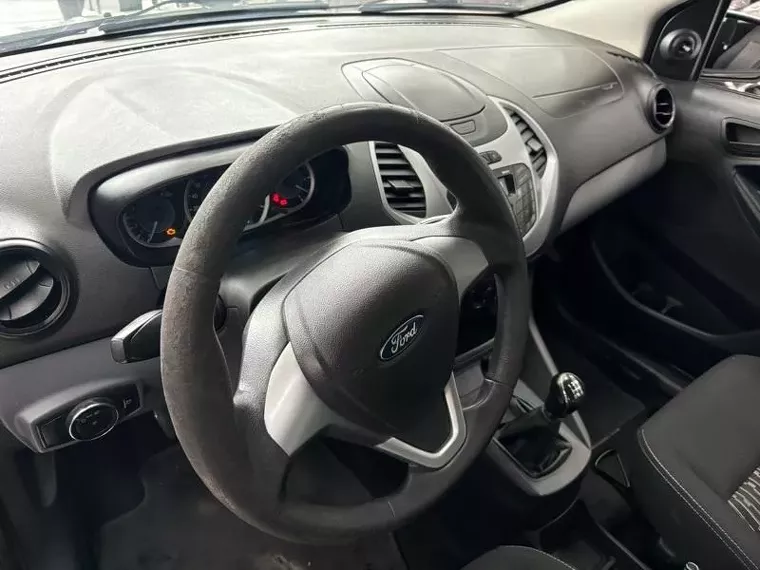 Ford KA Branco 20