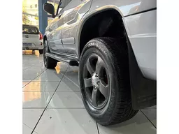 Mitsubishi Pajero TR4