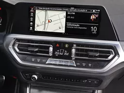 BMW 330i
