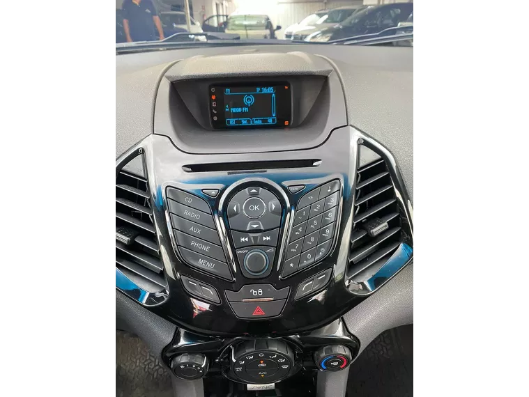 Ford Ecosport Prata 10