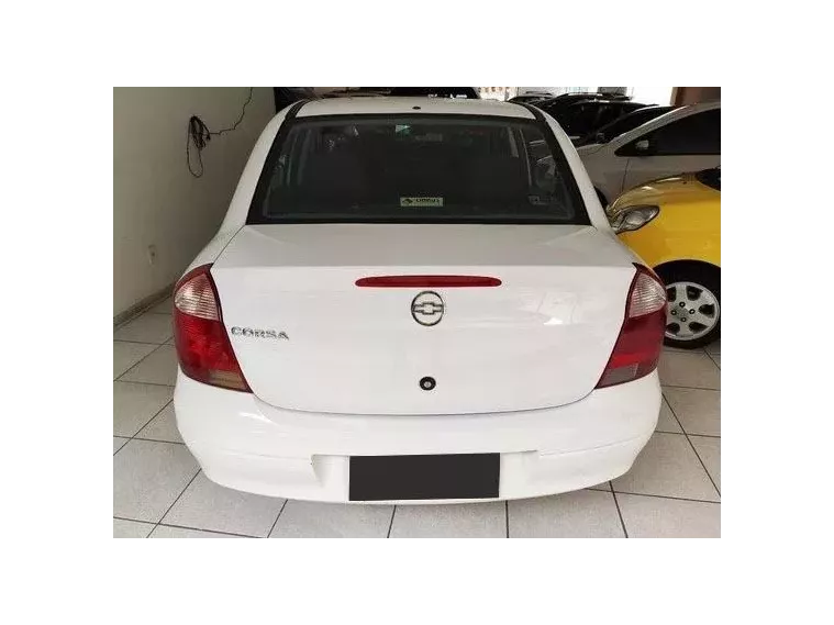 Chevrolet Corsa Branco 4