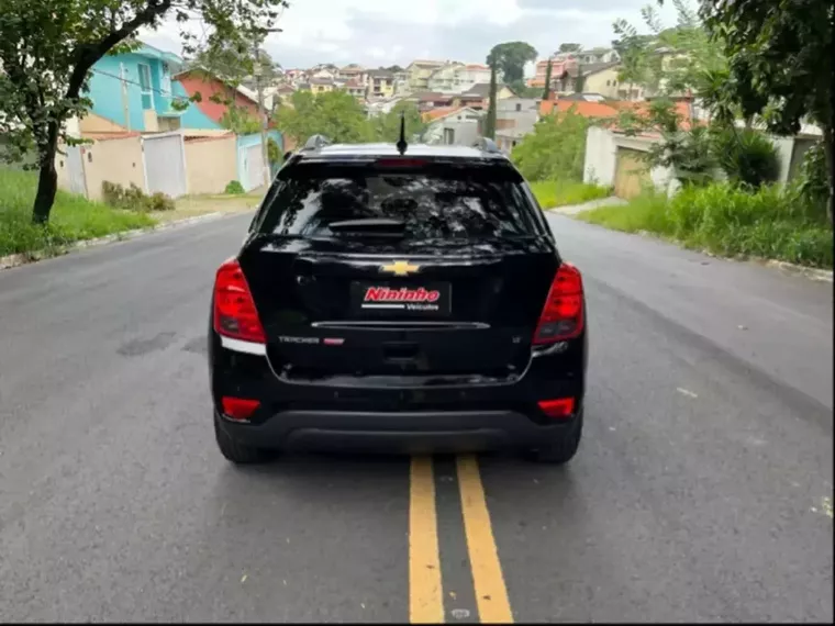 Chevrolet Tracker Preto 8