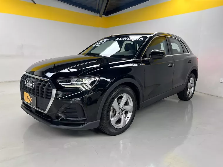 Audi Q3 Preto 10