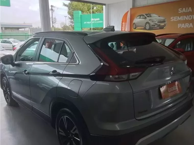 Mitsubishi Eclipse Cross Prata 15