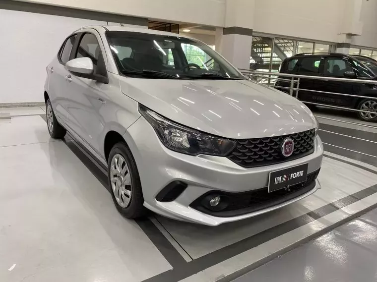 Fiat Argo Prata 1