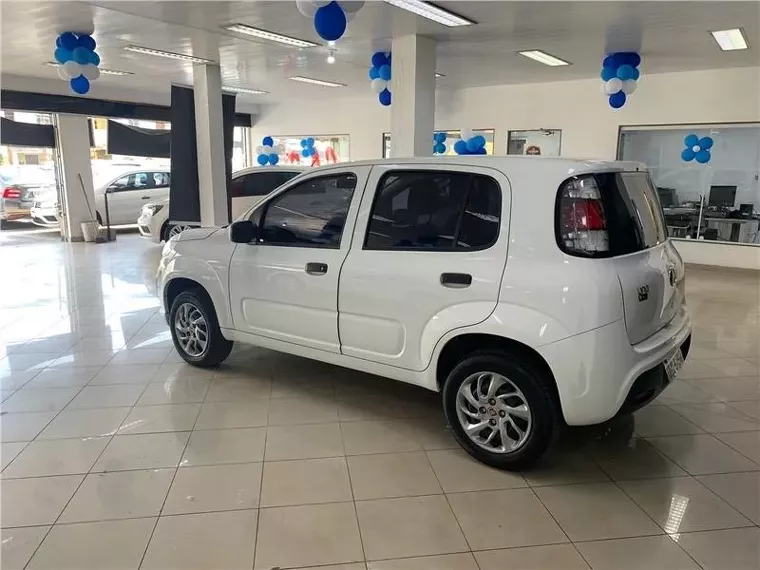 Fiat Uno Branco 8