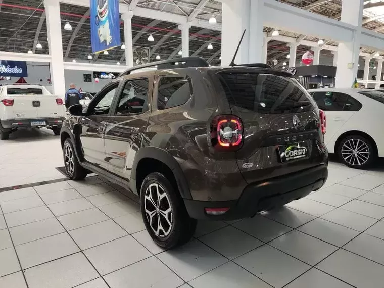 Renault Duster Marrom 19