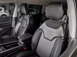 Jeep Commander