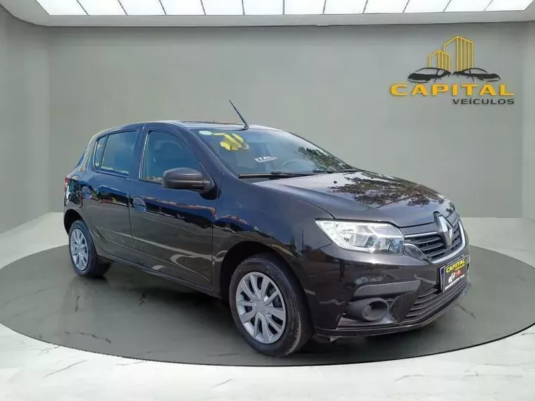 Renault Sandero Preto 10