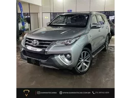 Toyota Hilux SW4