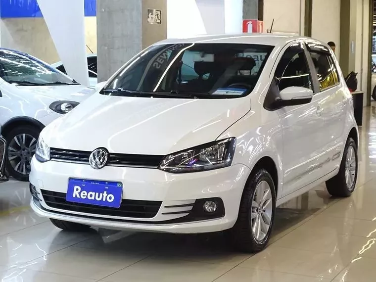 Volkswagen Fox Branco 3