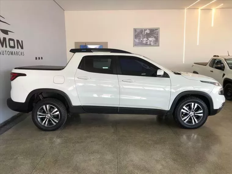 Fiat Toro Branco 5