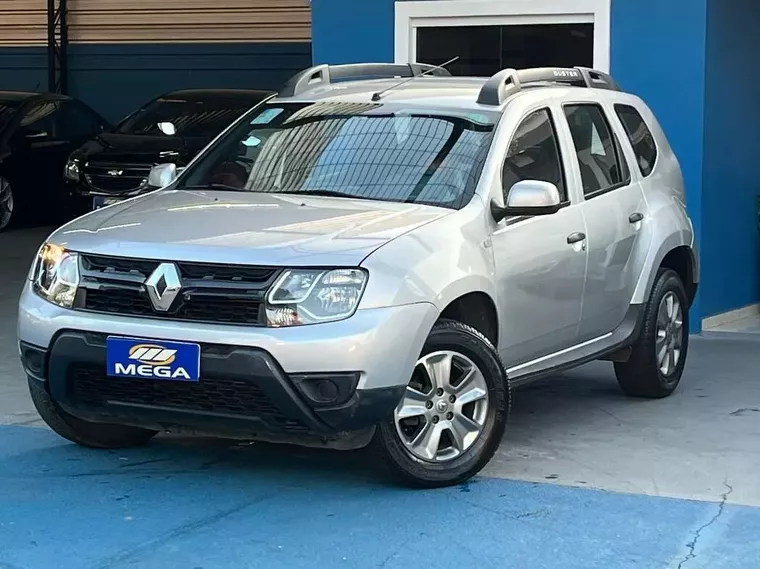 Renault Duster Prata 3