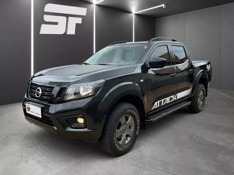 Nissan Frontier Preto 1