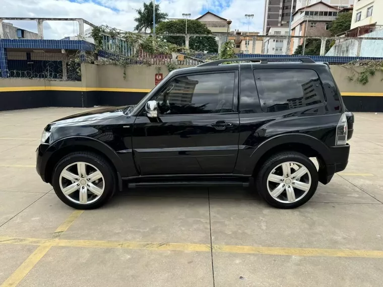 Mitsubishi Pajero Full Preto 9