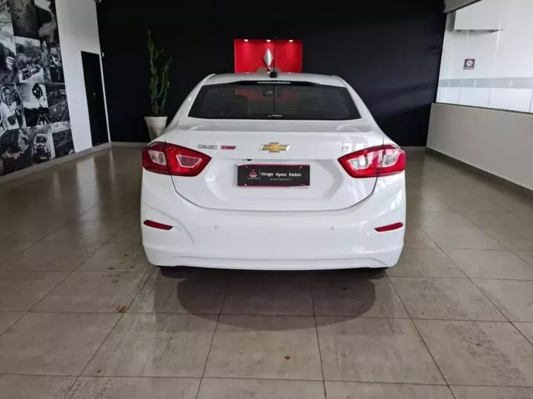 Chevrolet Cruze Branco 18