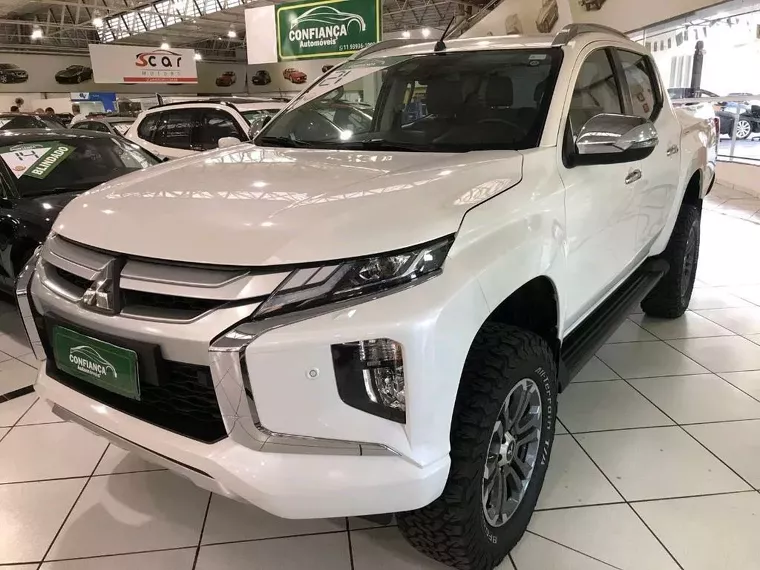 Mitsubishi L200 Triton Branco 15