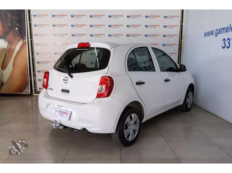 Nissan March Branco 7