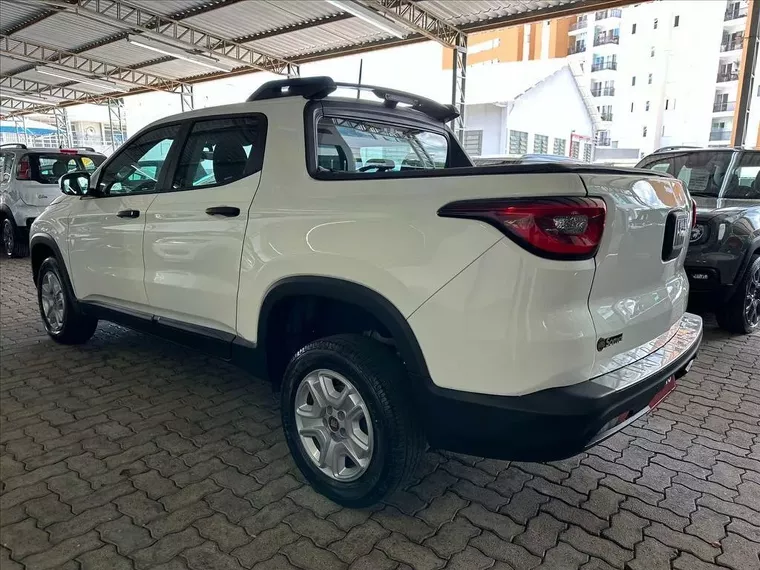 Fiat Toro Branco 5