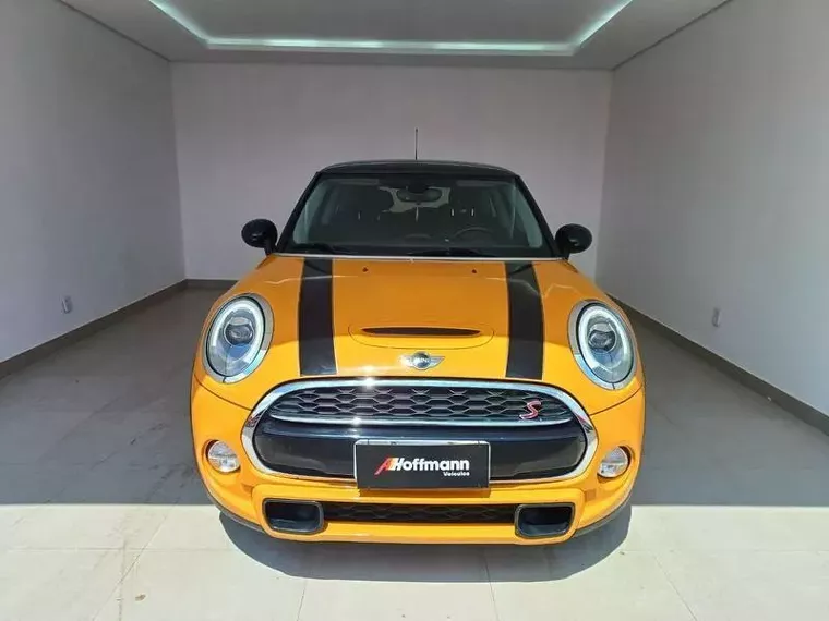 Mini Cooper Laranja 1