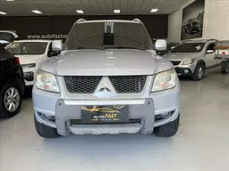 Mitsubishi Pajero TR4