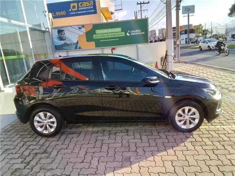 Chevrolet Onix Preto 2