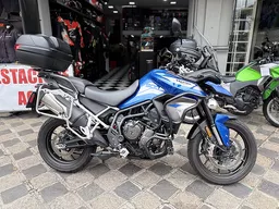 Triumph Tiger 900