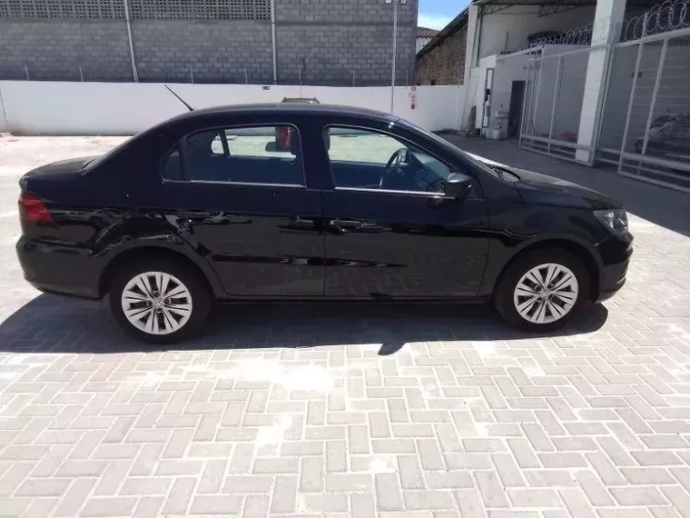 Volkswagen Voyage Preto 3