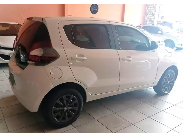 Fiat Mobi Branco 6