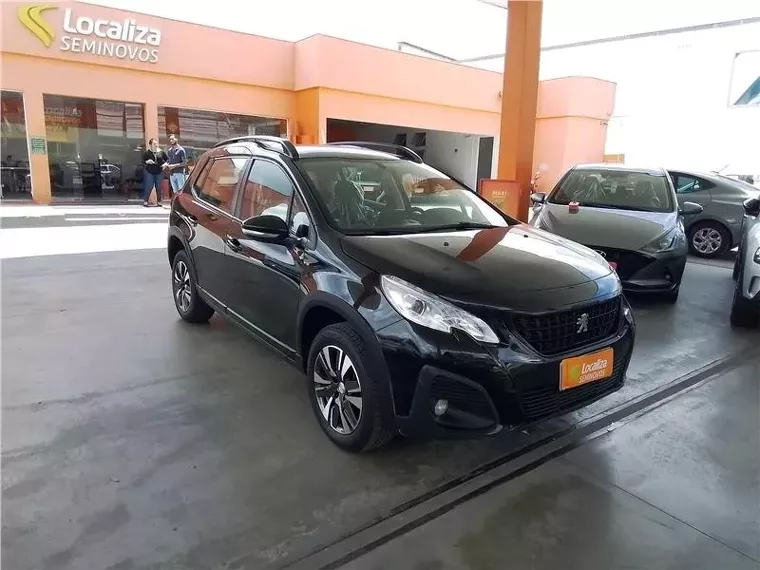 Peugeot 2008 Preto 3