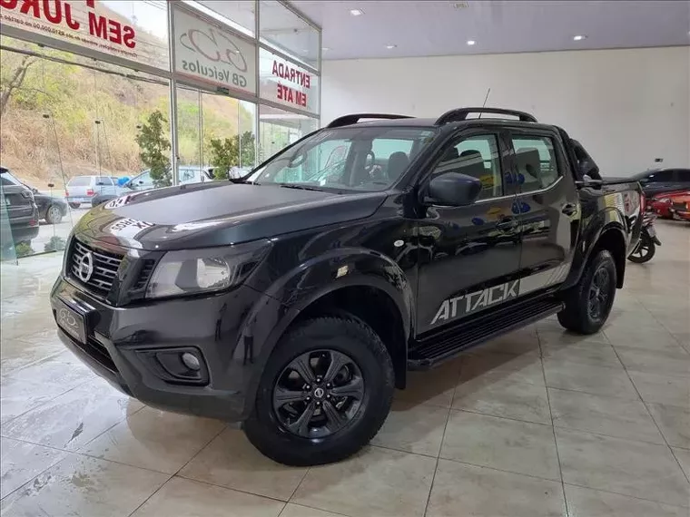 Nissan Frontier Preto 10