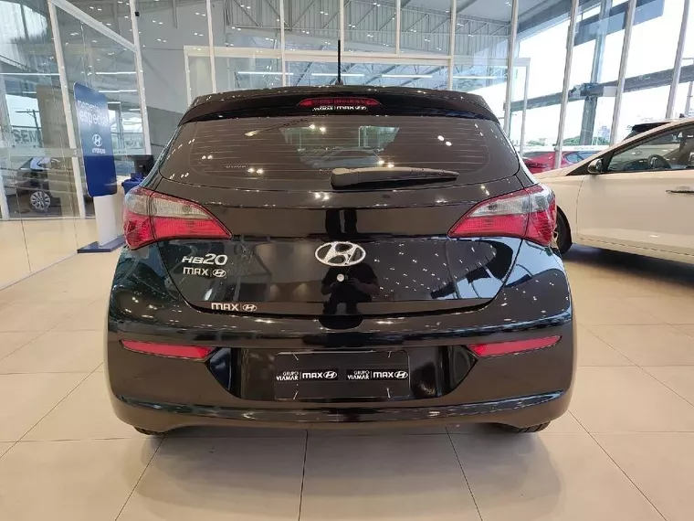 Hyundai HB20 Preto 9